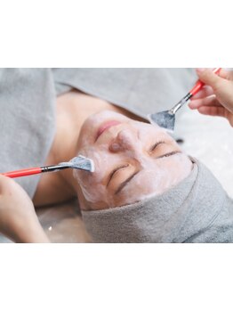 ホウレイ線・たるみ改善！予防ケア