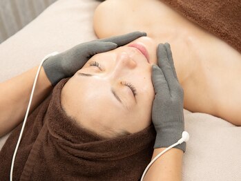 リラビューティー(Lilas Beauty)/徹底小顔!リフトアップ!