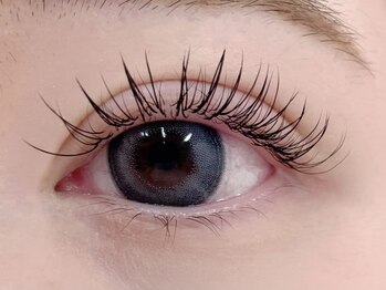 ユユサロン(youyu salon)の写真/豊富なデザインで理想の目元【LEDマツエク/パリエク/束感フラットラッシュ/上下ワンホン束感各種¥7900～】