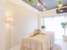 Ruce【ルーチェ】 FACIAL＆THREADING SALON　中目黒【6/1 NEW OPEN（予定）】の雰囲気（サロン雰囲気）