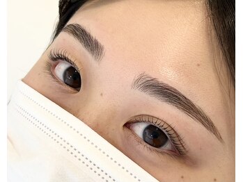 ナヴォラ バイ フォーラボ 千葉(navor by ForLABO)の写真/眉ワックスで印象激変★骨格に合わせた垢抜け美眉を実現◎