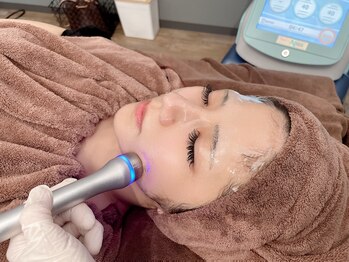 シエル ブルー(Ciel Blue)/ヒト幹細胞美容液導入