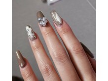 オフィネイルズ(OFY.nails)/スカルプ×パール