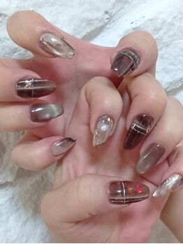 ネイルサロン コアラちゃんの写真/【差が付く褒められネイルが叶う！】デザインを決めるのが苦手な方も、お気に入りがきっと見つかる＊