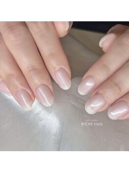 リッシュ トロワ(RICHE trois)/オフィスネイル!ツヤワンカラー