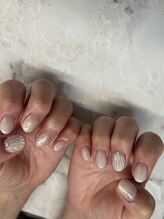 フェメ(FEME)/middle design