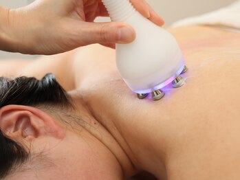 ミエル(MIEL)/深部を温めてほぐします