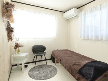 エン(EN)の写真/完全個室のプライベート空間だからこそ叶う、心地よい距離感とあなたに寄り添う施術でキレイに♪