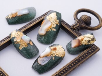 300種から選べるHANDデザイン