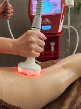 サロンオーク(salon OAK)の写真/【結果重視◎】ウルトランスフォーマを使用し「筋膜リリース」「温める」「ほぐす」のトリプルアプローチ★