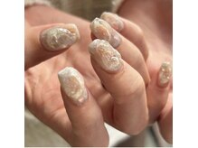 お爪に優しい、ベース一層残しのフィルイン施術