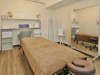 ヨク 西梅田(YOKU)/