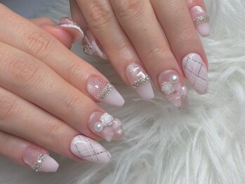 ピンクチェックネイル♪