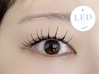 meme eyelashの写真/【静岡駅徒歩圏内】高持続LED×フラットラッシュ★ボリュームもナチュラルも自在♪
