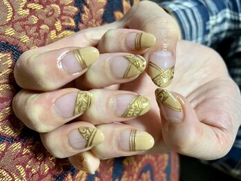 ブランシュ 藤沢(Blanche)/オーダーメイドネイル 黄色