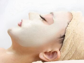 グラシーズ(Glasses)の写真/ガンコな毛穴の角栓・黒ずみ・開きに◎毛穴洗浄+つるんと仕上がるプロのケア◎【毛穴洗浄¥4990~】