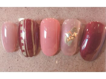 サロンドパール(Salon de Pearl)/クリスマス バレンタインネイル