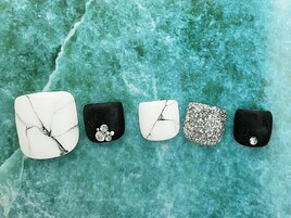 フット定額Trend メタリック