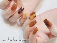 サク(saku)/持ち込み　秋ネイル