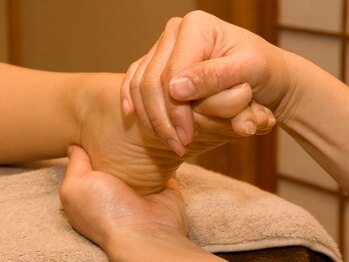 アクシスリラクゼーション(AXIS relaxation)/足首動きますか?