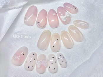 リッシュ トロワ(RICHE trois)の写真/自爪を削らないパラジェル認定サロン☆1つ1つ説明してくれるので初めての方も安心♪人気の夏ネイルもご提案