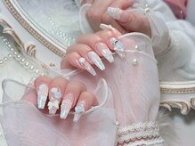 サリーネイルラボ(Sully Nail Lab)/手書き小さい花