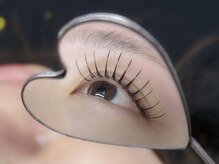 クミュ(KkuM'yu)の雰囲気（まつ毛メニューが人気です♪画像はLEDフラットラッシュ180本です）