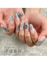 ロアンネイル(roan nail)/ミラーグラデーション