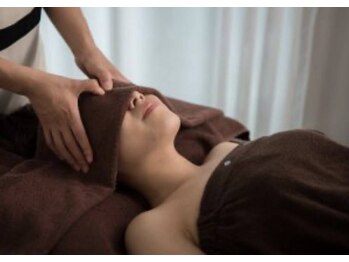 スリーアールリラクゼーションビューティー(3r RELAXATION BEAUTY)の写真/頭に直接アプローチのヘッドスパで自律神経を整えます◎不眠、首、肩、頭、目の疲れでお悩みの方へ！