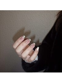 春色でマグネットフレンチネイル