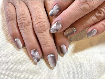 ホワイトマーブルネイル