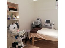 エクラ(eclat)の雰囲気（ポテンツァ(美容液お選びいただき導入機器)や、小顔マシンなど）