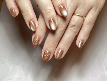 エムネイル(emNail)の写真/【初めての方にオススメ◎】個室空間で丁寧にカウンセリングをして、お客様の理想の爪先へと導きます♪