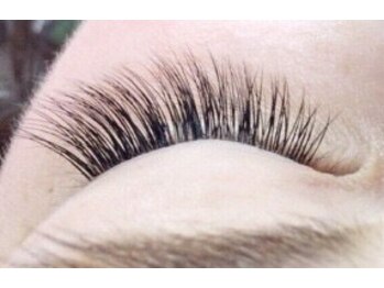 フリルアイビューティ 豊中店(Frill Eye Beauty)/