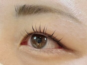 まつかる 柚木の郷店の写真/≪学生だって可愛くなりたい♪≫最新技術で根元から立ち上げぱっちりeyeに♪メイクの時短にも◎