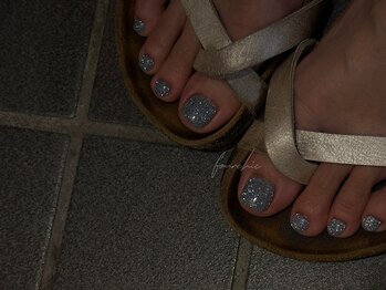 フォーシック 大森(fourchic)/キラキラ感フラッシュネイル