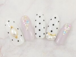 ドット×ガーリーネイル