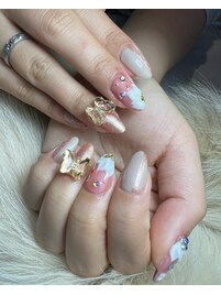 蝶と3Dの春風ネイル！ 担当大野