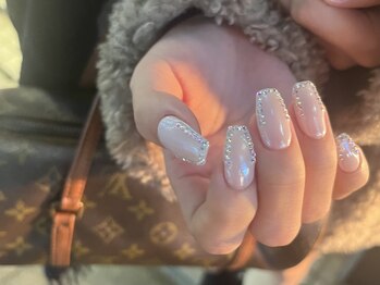 ストーン囲みネイル