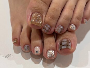 ネイルサロン ティフィン(tiffin)の写真/足元からオシャレを楽しむ★高技術×抜群のセンスでトレンド感のある足元を演出♪お得なクーポン多数!
