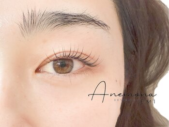 アネモナ(ANEMONA)/design by〉EMI