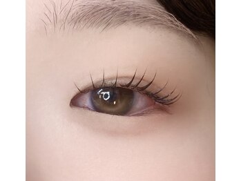 ロアブロウ 高知(LOA-brow)/末広二重さんにおすすめ!