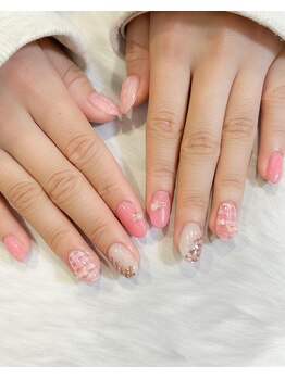 定額ネイル色違い