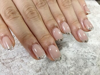 キキネイル 二子玉川(kikinail)/ガラスフレンチ上品ネイル夏2021