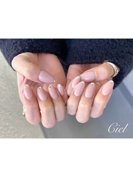 シンプル系（オフィス・日常）が得意