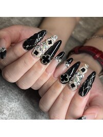 黒フレンチネイル