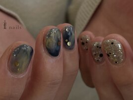 個性派ちぐはぐホログラムネイル