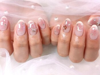 リノッシュ(Rinosh)の写真/イベントや特別な日の指先はお任せください♪デザイン持ち込みもOK！お好みのデザインで気分もUP◎
