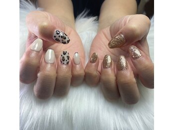 レアネイル(Lea nail)/ヒョウ柄ネイル