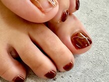 かかと角質ケアでツルふわぁに♪フットネイル得意です♪/